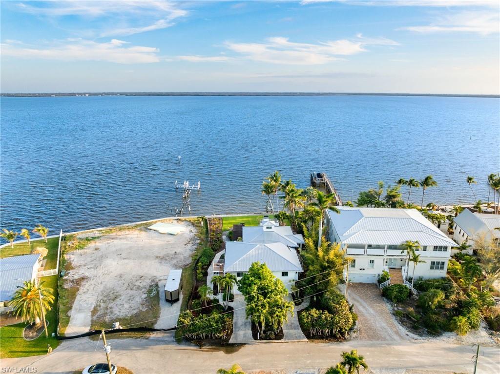 BAYVIEW ACRES - Residential