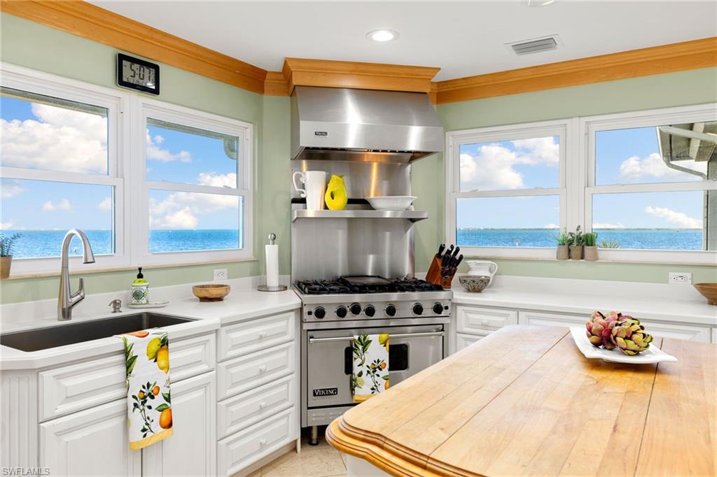 BAYVIEW ACRES - Residential