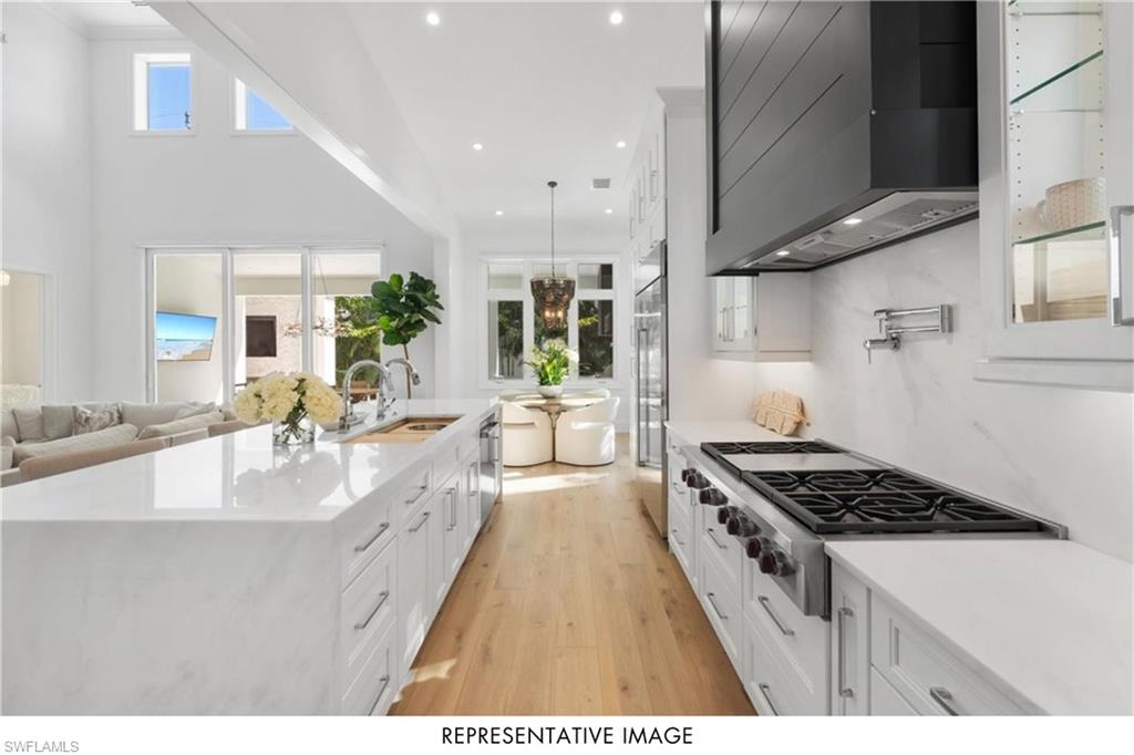 OAK KNOLL - Residential