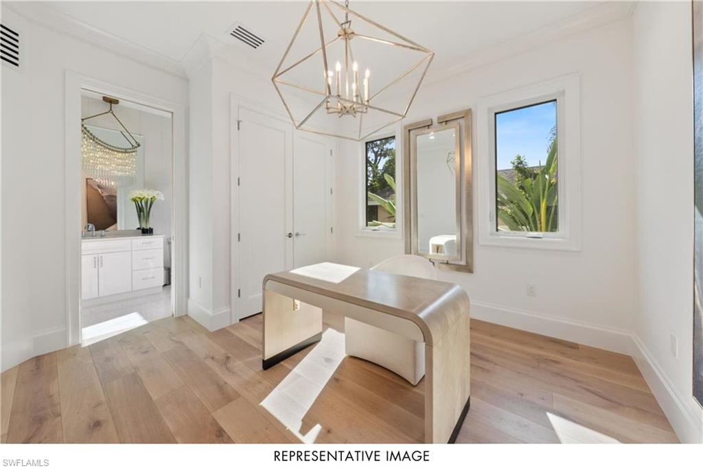 OAK KNOLL - Residential