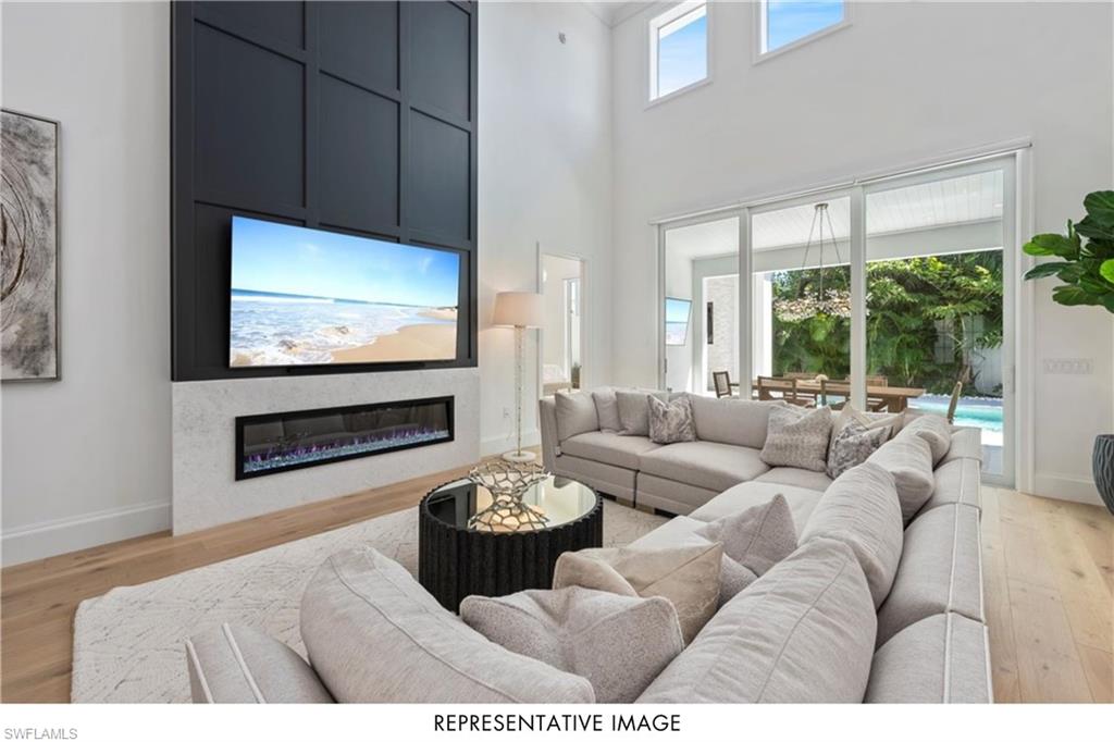 OAK KNOLL - Residential