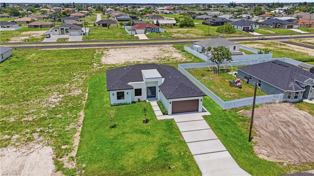 CAPE CORAL - Residential