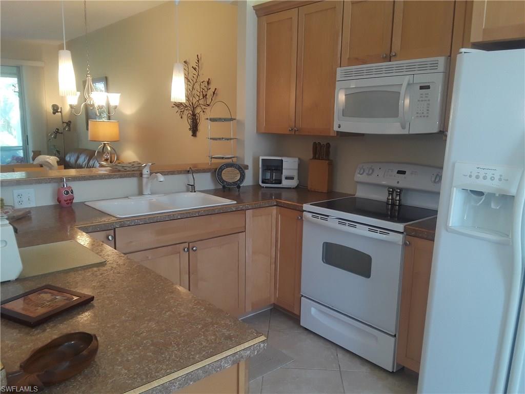 PINE RIDGE OF FORT MYERS VILLAGE - Residential