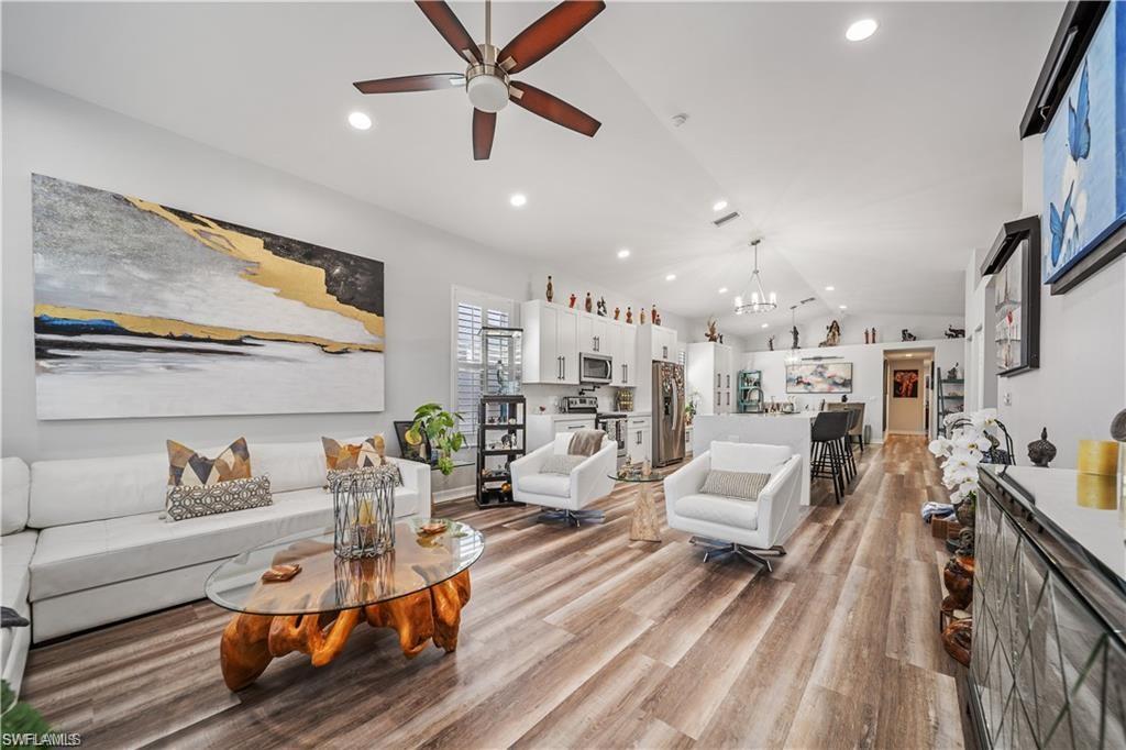 SATURNIA LAKES - Residential Lease