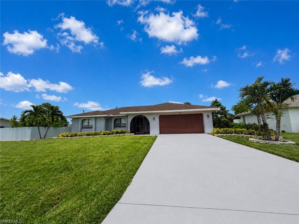 CAPE CORAL - Residential