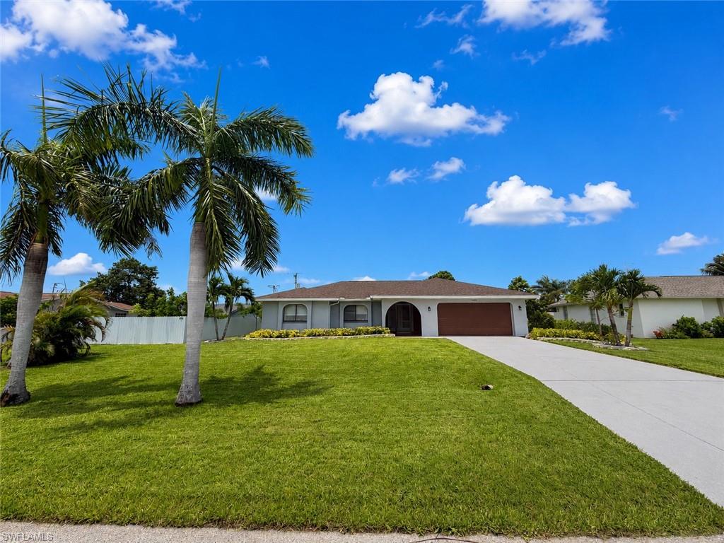 CAPE CORAL - Residential