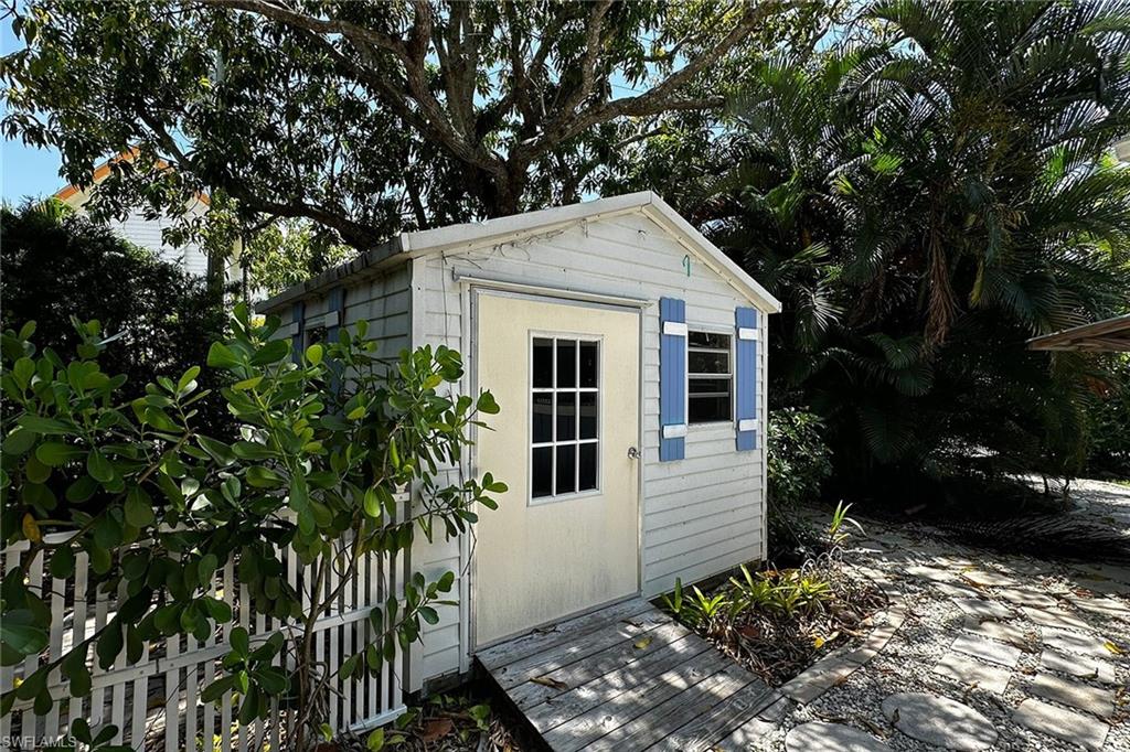 OLDE NAPLES - Residential