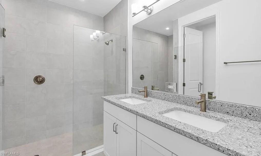 VANDERBILT RESERVE - Residential Lease