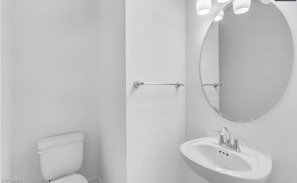 VANDERBILT RESERVE - Residential Lease