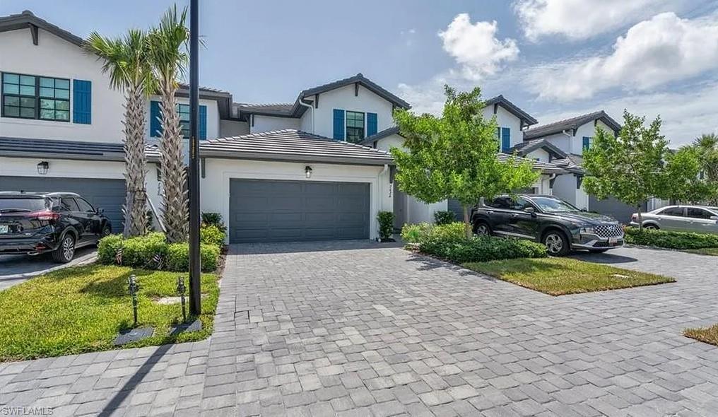 VANDERBILT RESERVE - Residential Lease