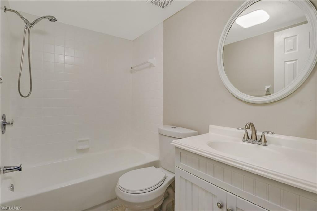 REGENCY WOODS - Residential