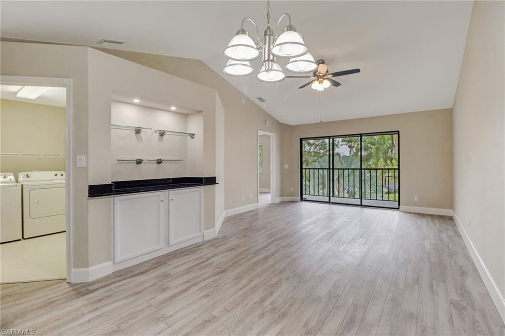 REGENCY WOODS - Residential