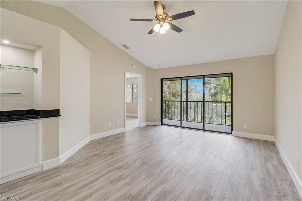 REGENCY WOODS - Residential