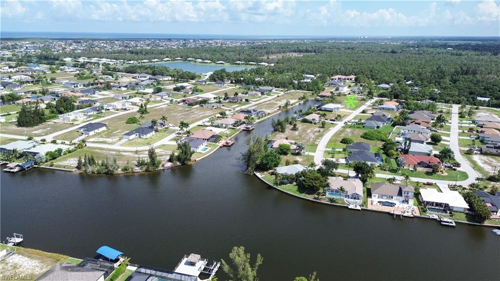 CAPE CORAL - Land