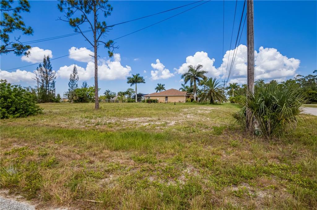 CAPE CORAL - Land