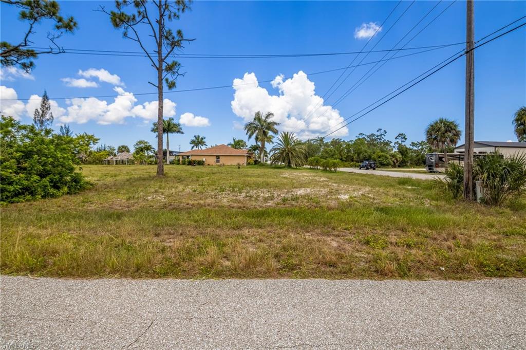 CAPE CORAL - Land
