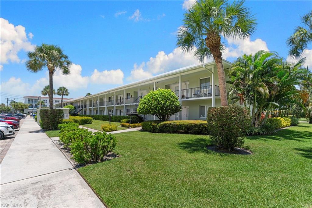 DOLPHIN CLUB - Residential Lease