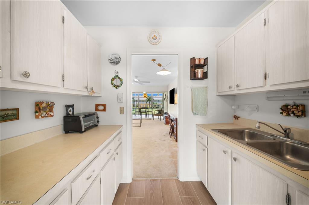 DOLPHIN CLUB - Residential Lease