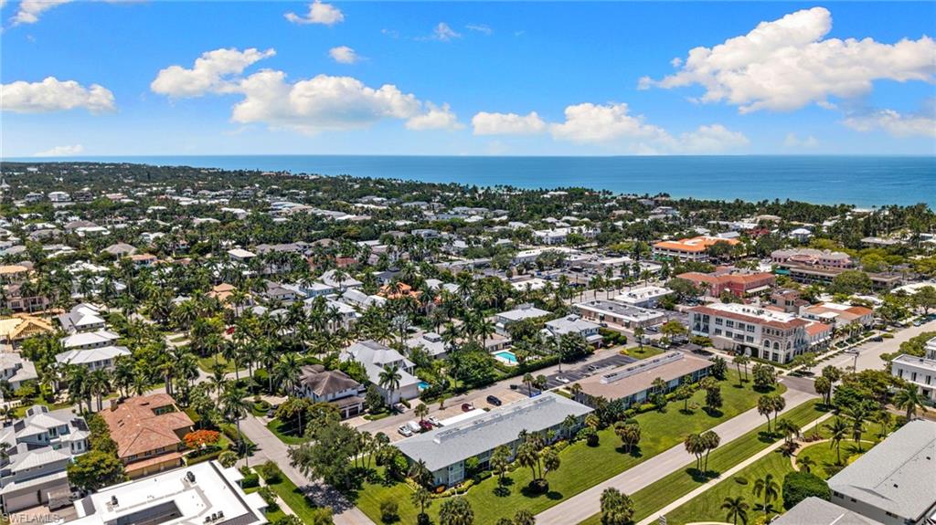 DOLPHIN CLUB - Residential Lease