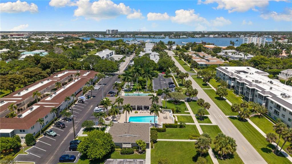 DOLPHIN CLUB - Residential Lease
