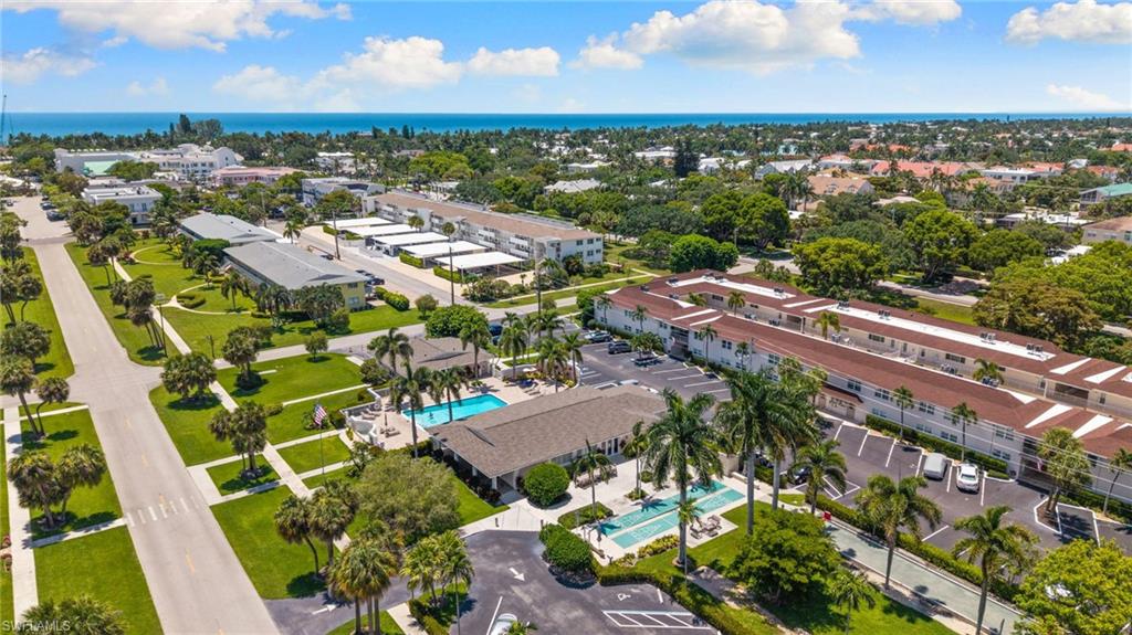 DOLPHIN CLUB - Residential Lease