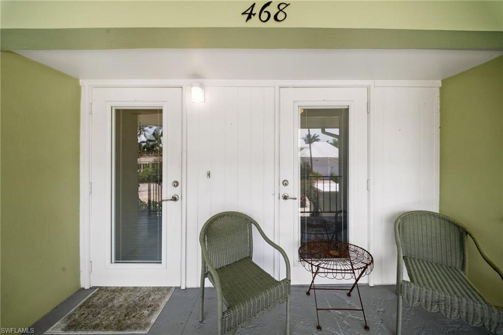DOLPHIN CLUB - Residential Lease