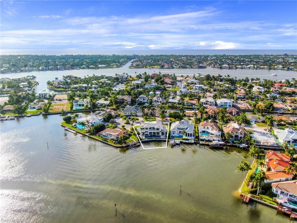 ROYAL HARBOR - Residential