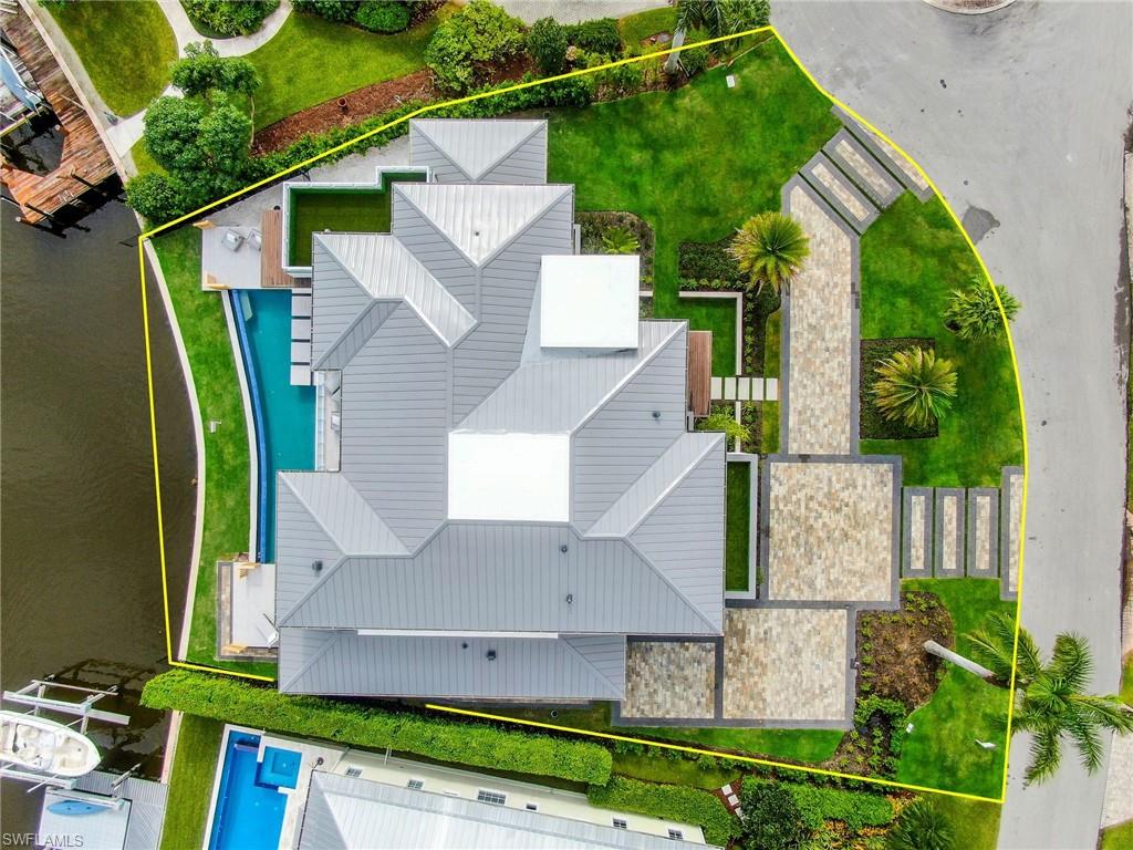 ROYAL HARBOR - Residential