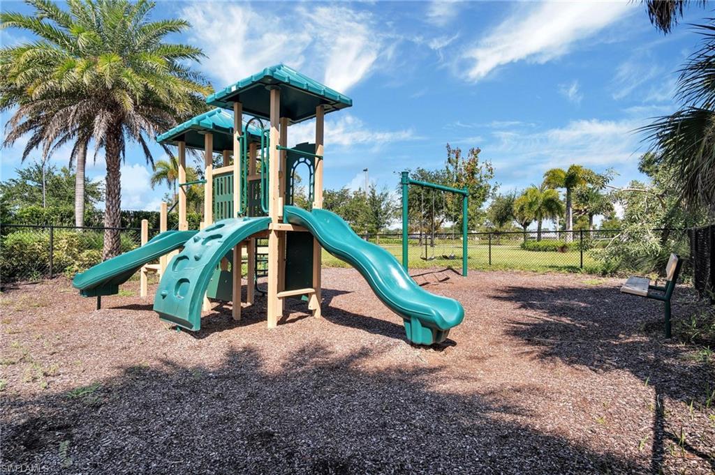 COQUINA AT MAPLE RIDGE - Residential