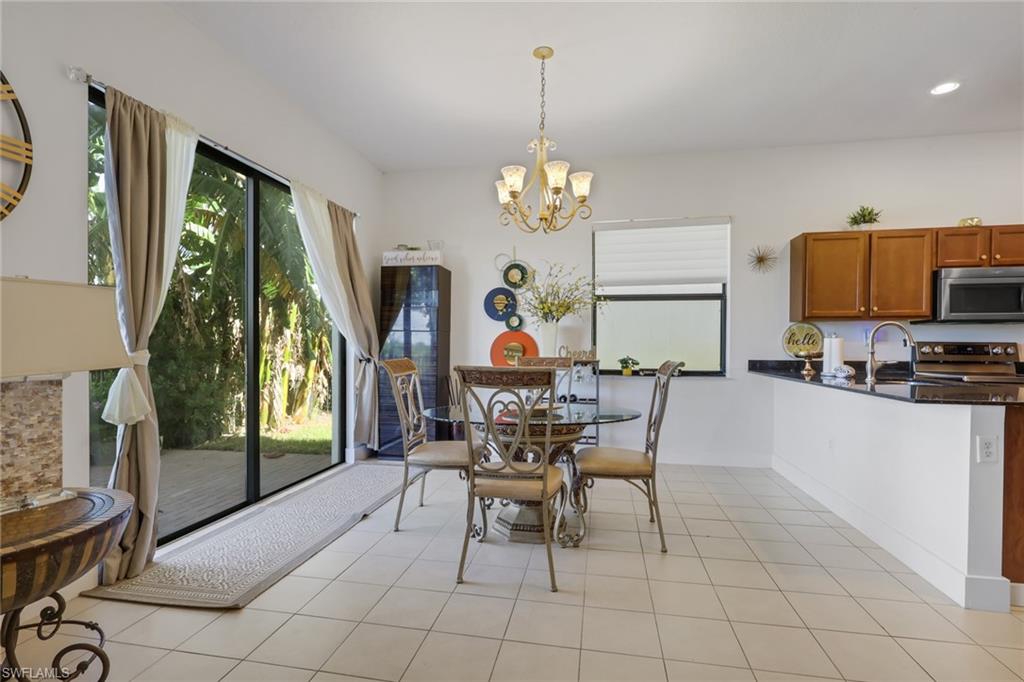 COQUINA AT MAPLE RIDGE - Residential