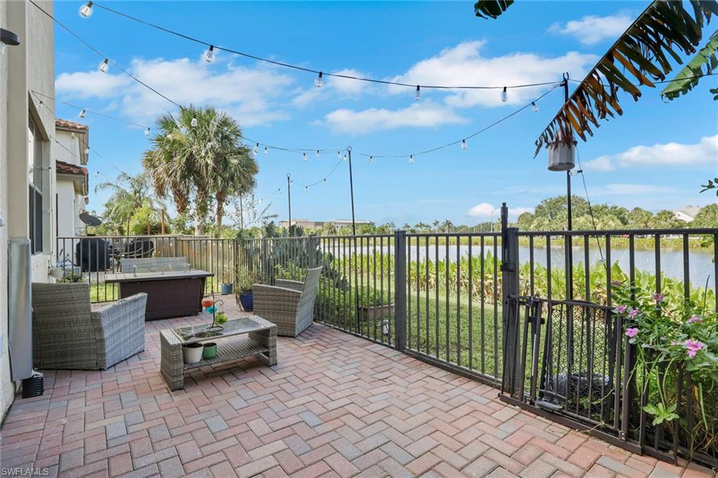 COQUINA AT MAPLE RIDGE - Residential