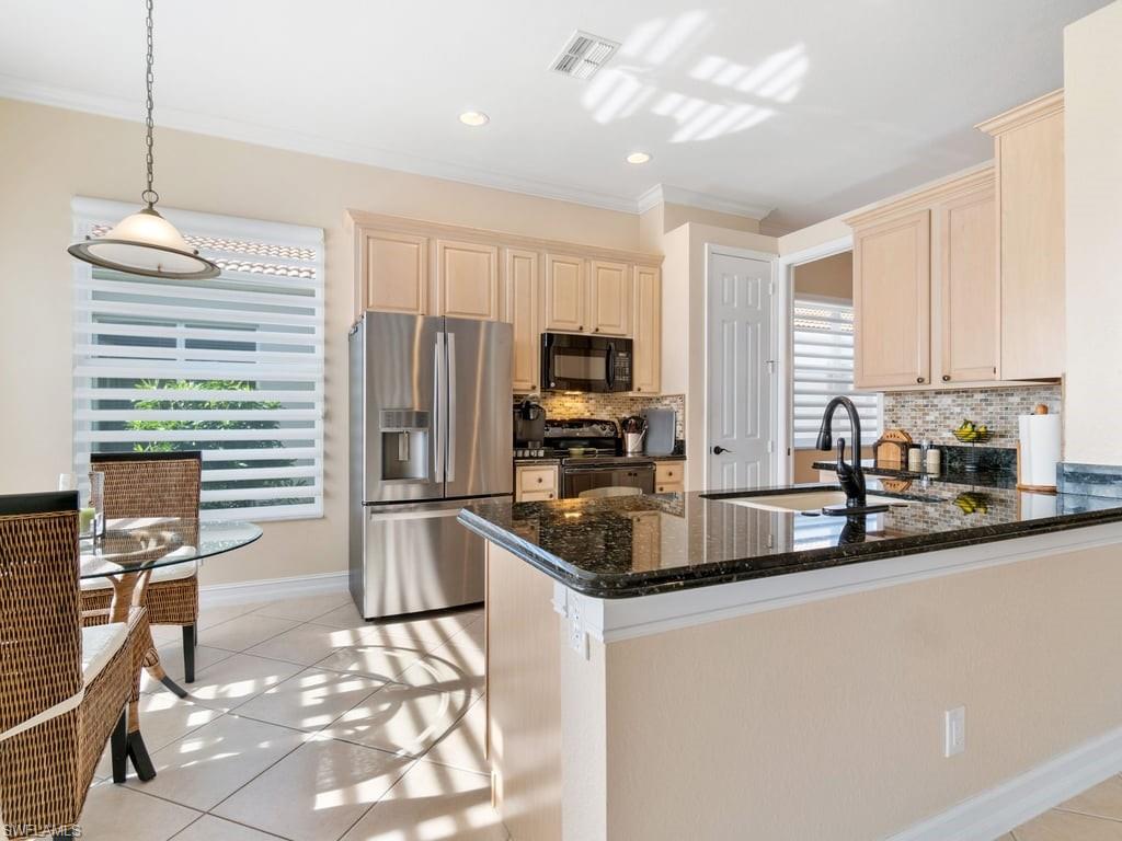 ADDISON RESERVE - Residential