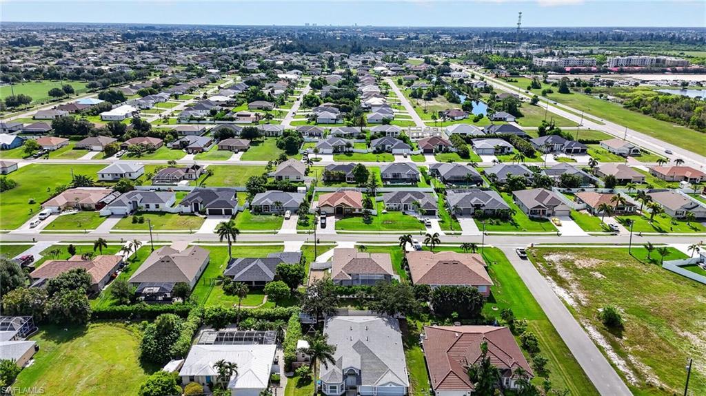 CAPE CORAL - Residential