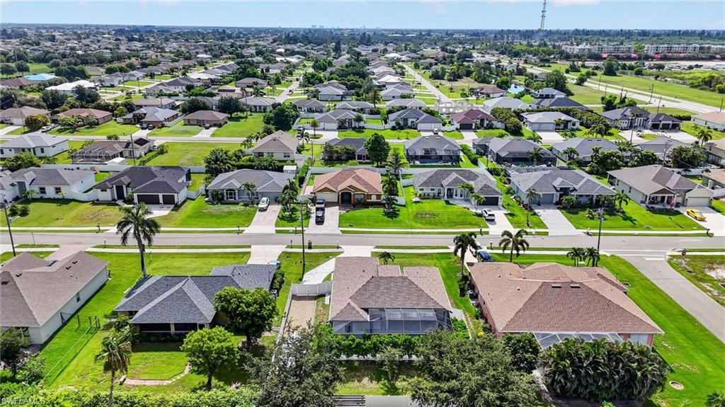 CAPE CORAL - Residential