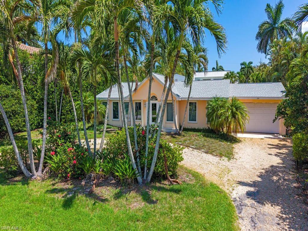 OLDE NAPLES - Residential