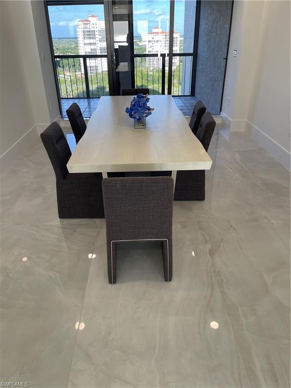 CARLYSLE AT BAY COLONY - Residential