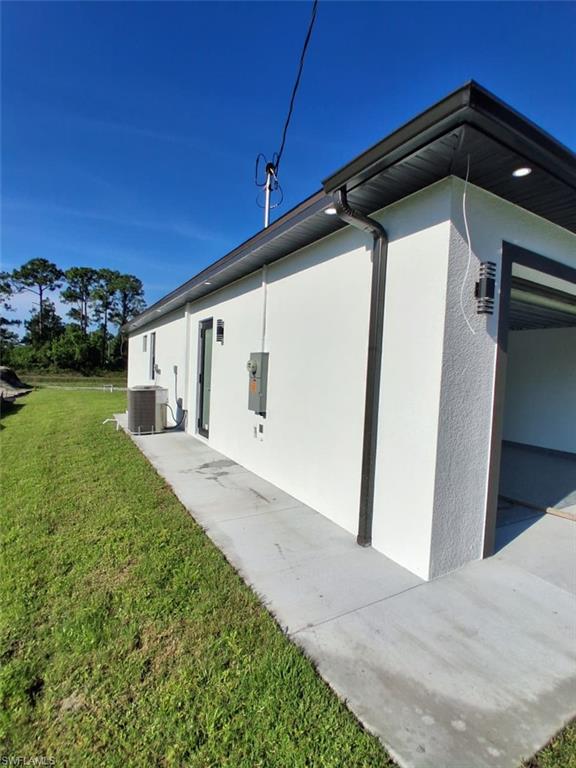 LEHIGH ACRES - Residential