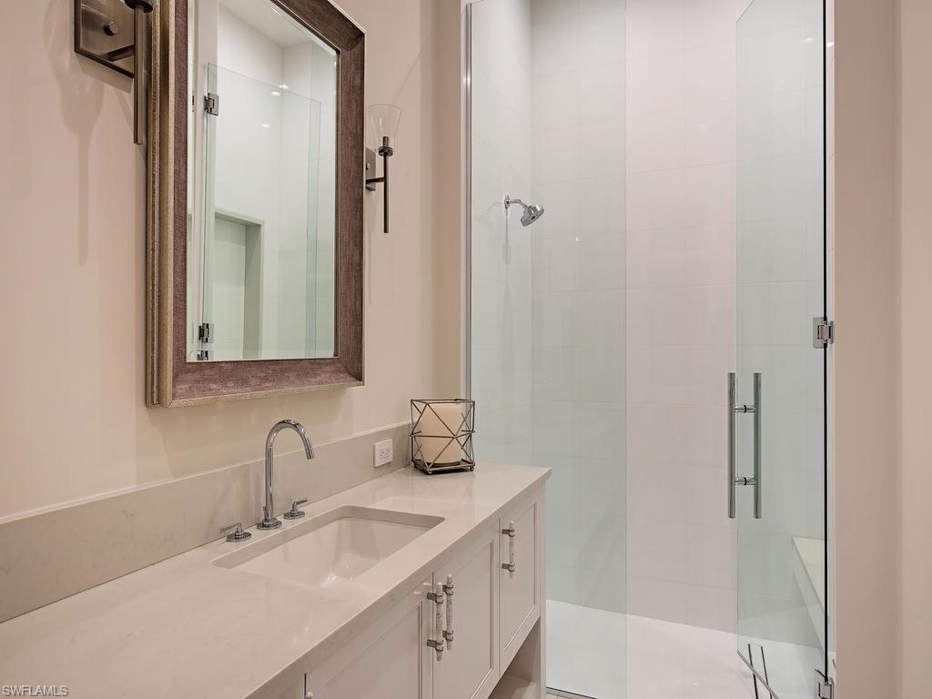 AQUALANE SHORES - Residential