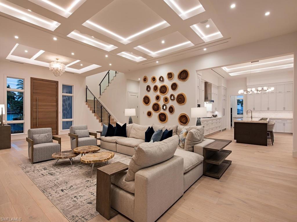 AQUALANE SHORES - Residential