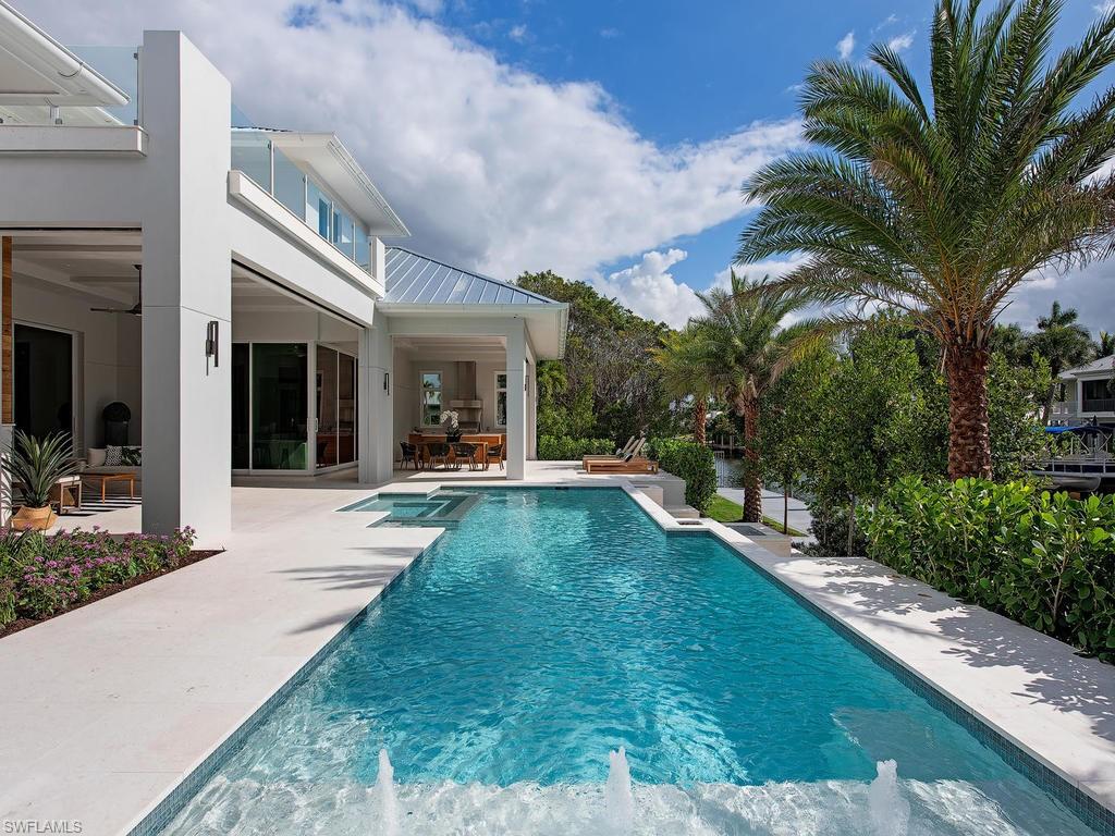 AQUALANE SHORES - Residential