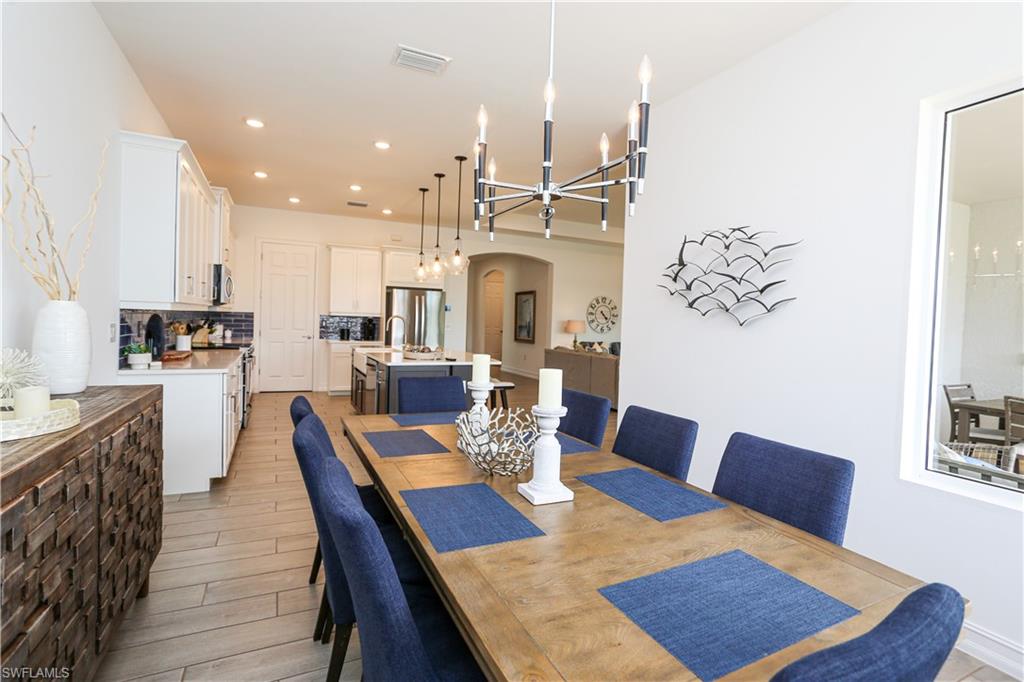 SUTTON CAY - Residential Lease