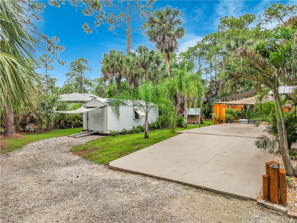 GOLDEN GATE ESTATES - Residential