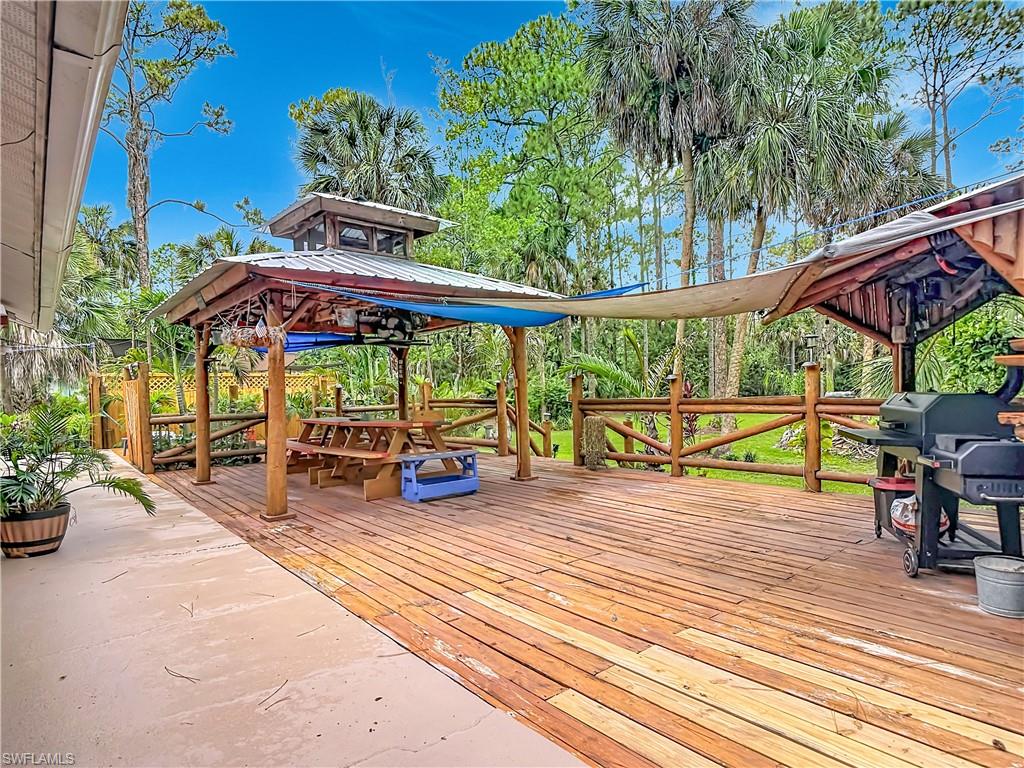 GOLDEN GATE ESTATES - Residential