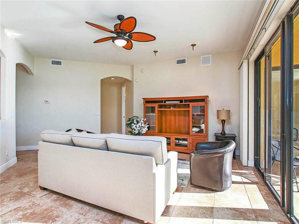 PRENTISS POINTE - Residential