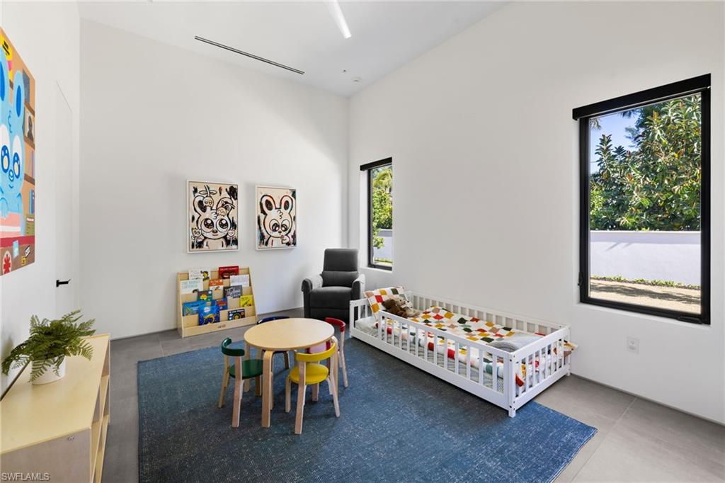 PINE RIDGE - Residential