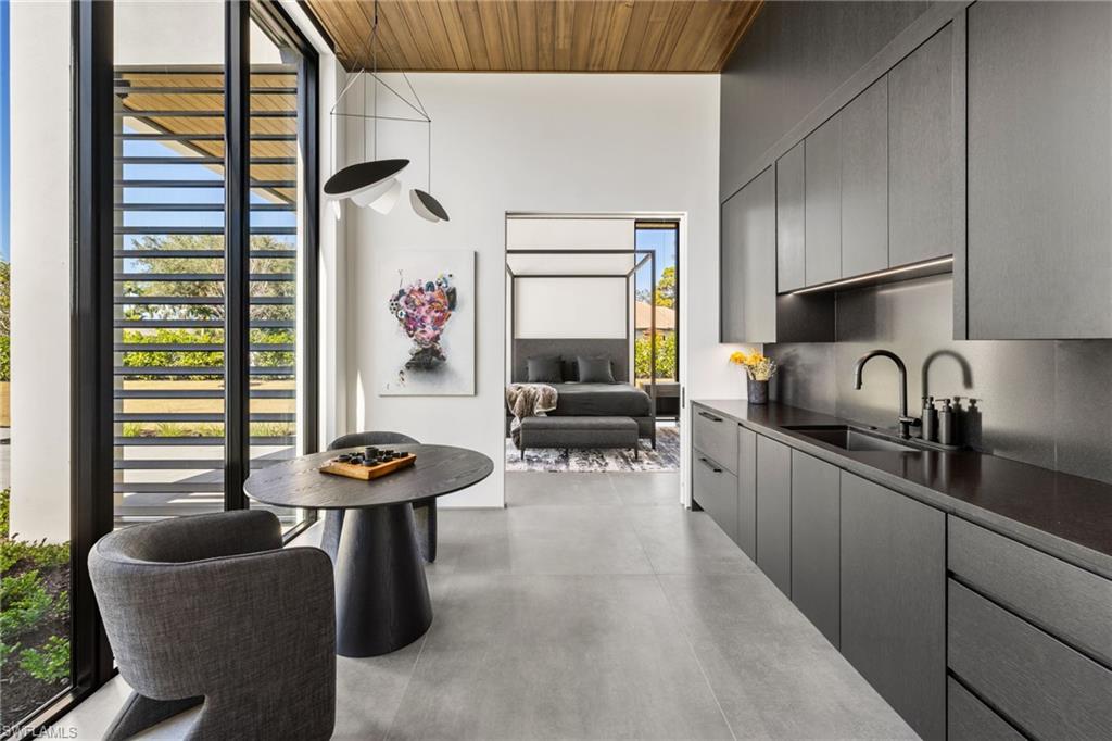 PINE RIDGE - Residential