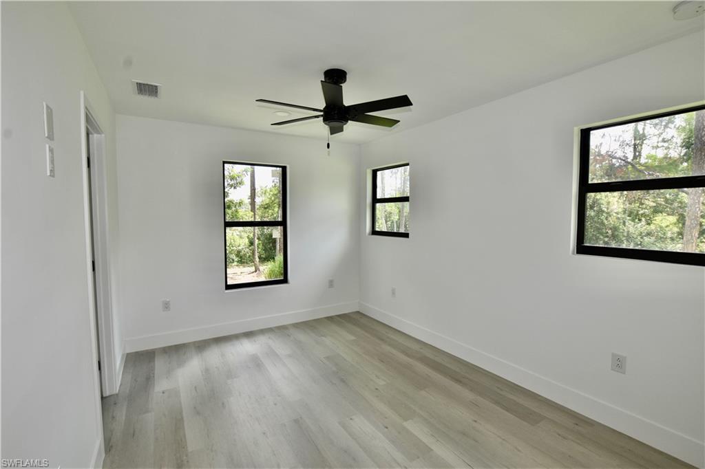 ACREAGE HEADER - Residential Lease