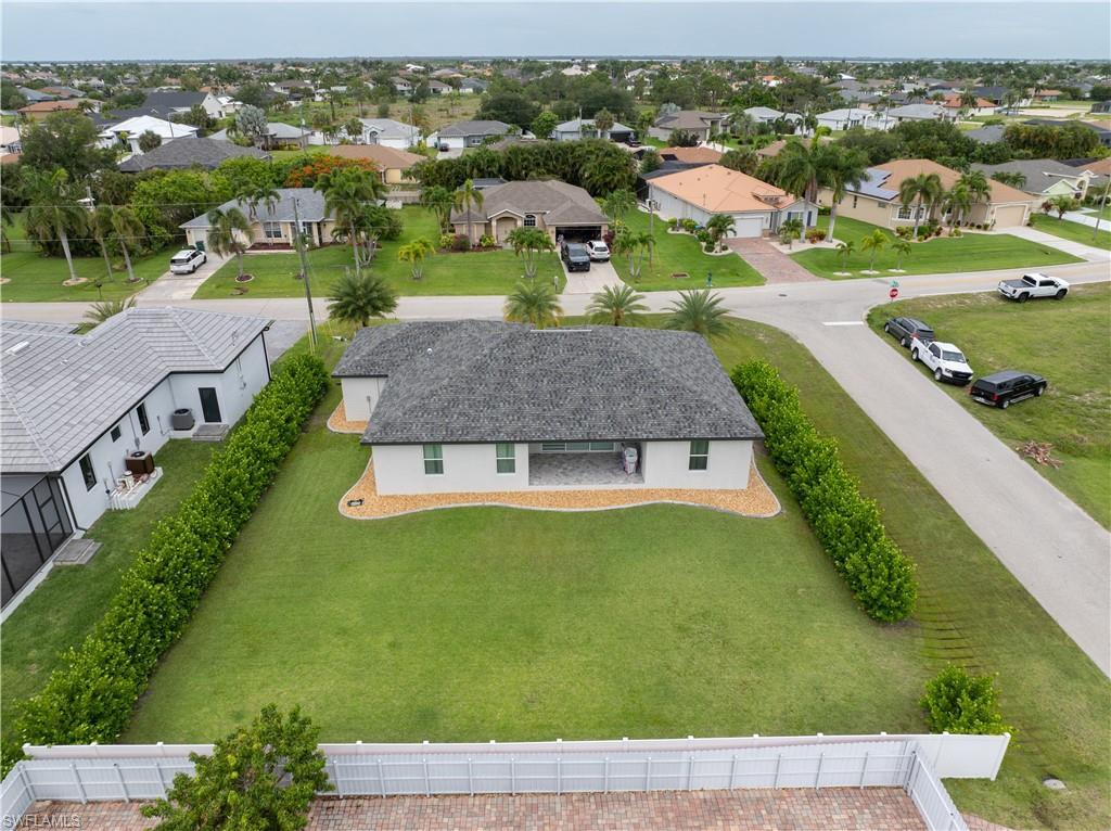 CAPE CORAL - Residential