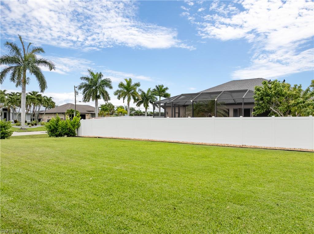 CAPE CORAL - Residential