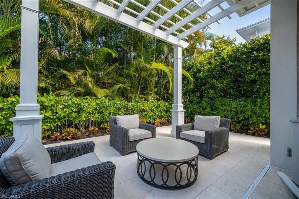 OLDE NAPLES - Residential